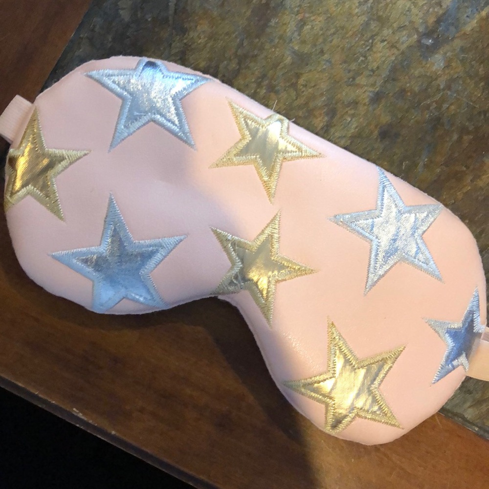 Cooling eye mask with beads!